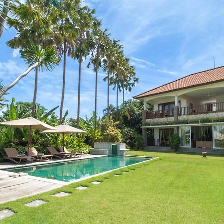 Villa Yenian By Villa Finder Canggu Exterior foto